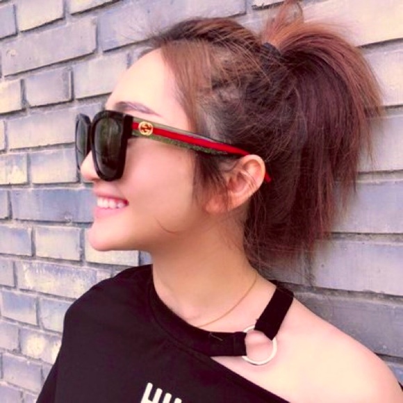 Gucci Web Sunglasses AUTHENTIC - Picture 4 of 7